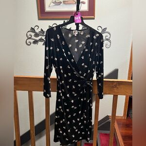 EUC Anne Klein Black Floral Wrap Dress Size 8 #069